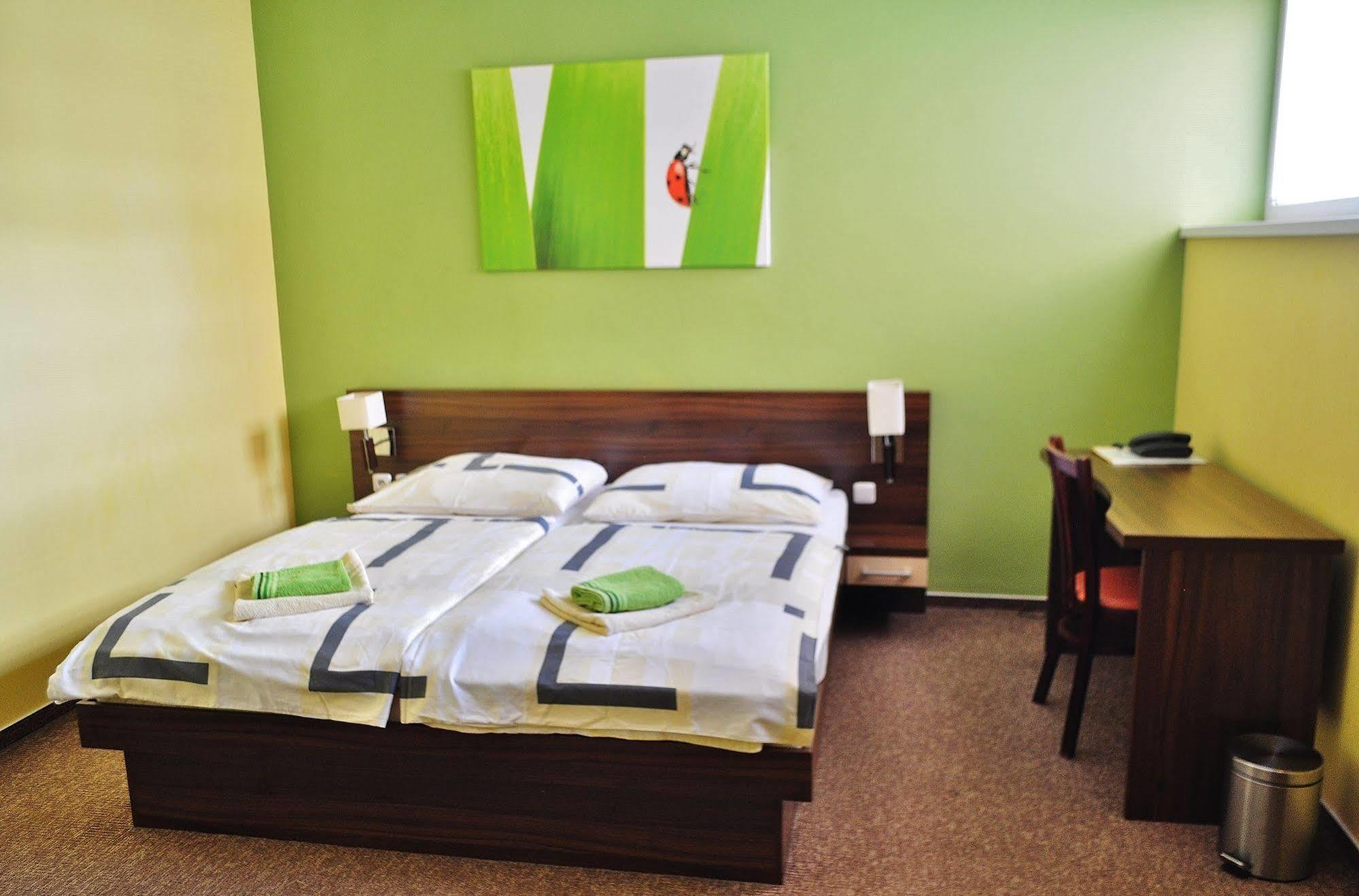 Penzion Set Kosice Ngoại thất bức ảnh